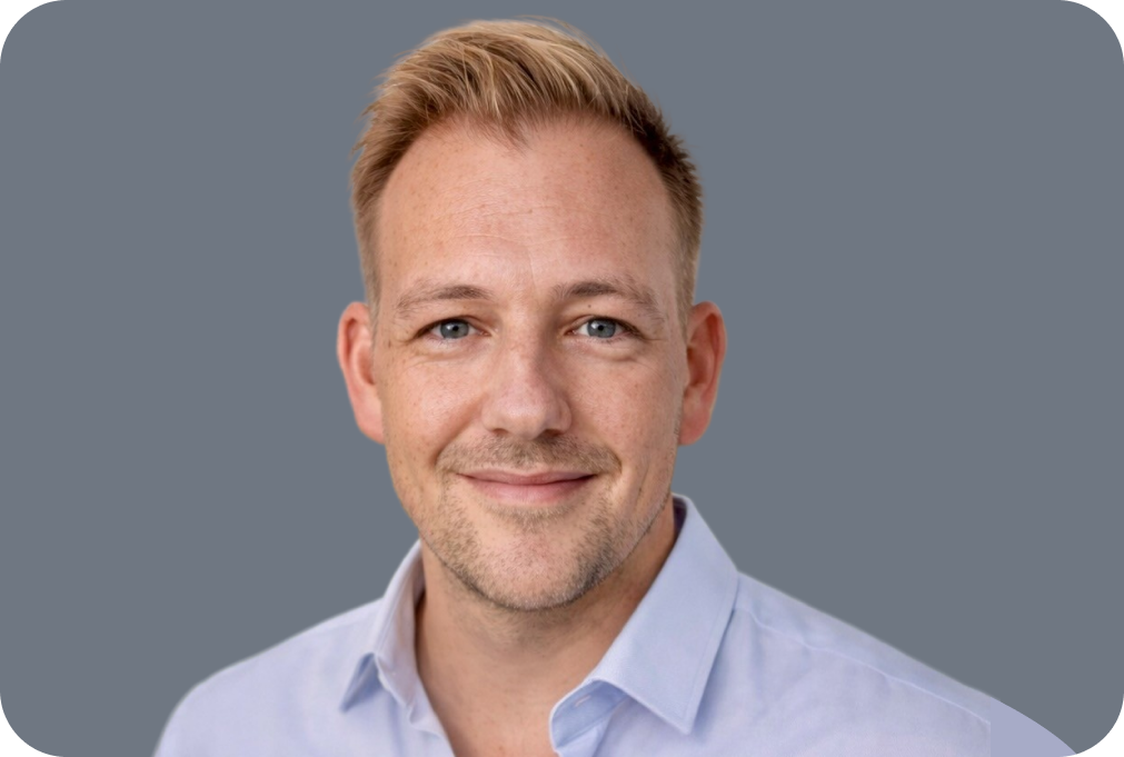Tom Kelvin-Smith - Headshot